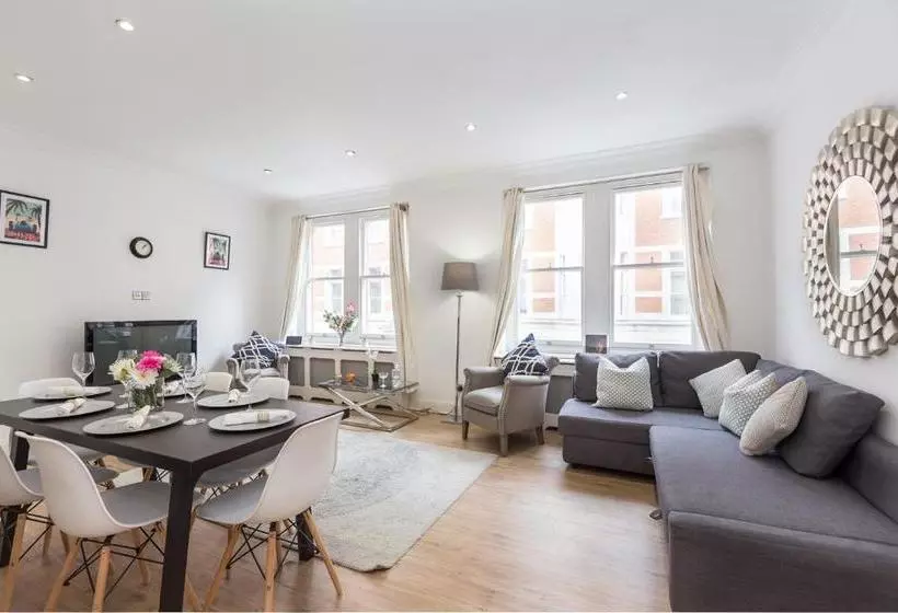 Urban Chic  Fitzrovia