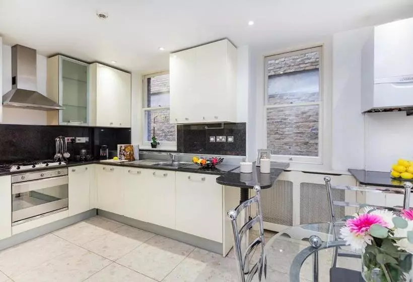 Urban Chic  Fitzrovia