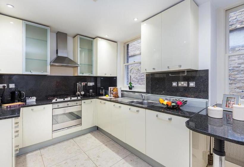 Urban Chic  Fitzrovia