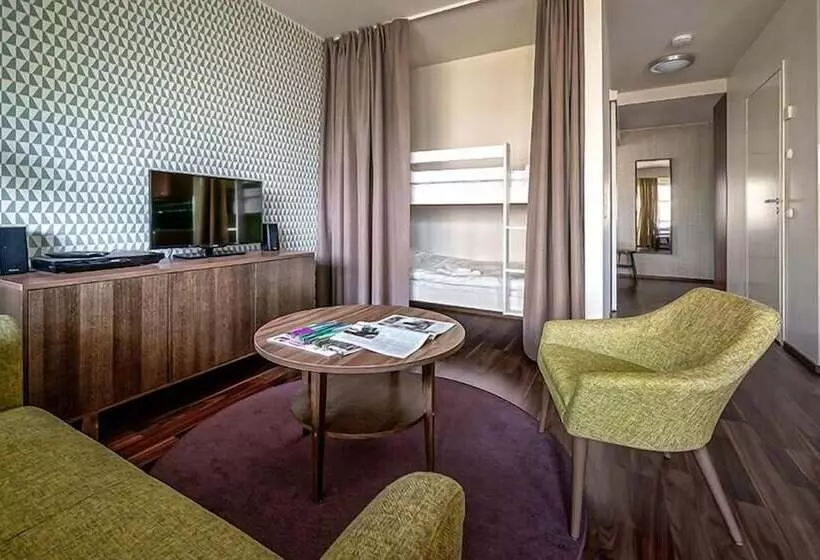 Forenom Serviced Apartments Espoo Tapiola