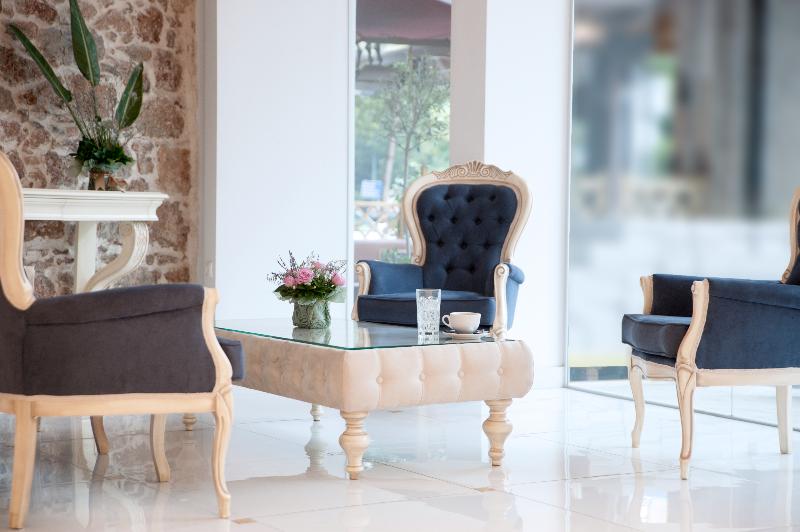 فندق Acropolian Spirit Boutique