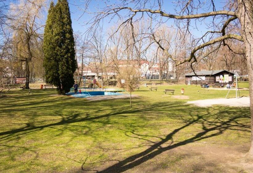 Szálloda Alton Garni