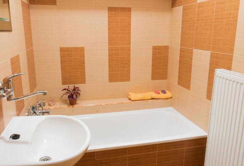 Szálloda Alton Garni