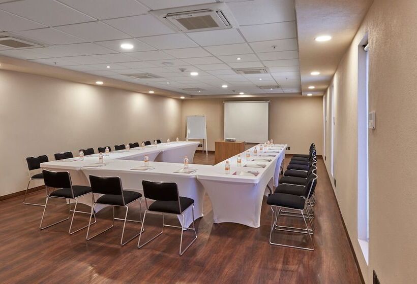 فندق City Centro By Marriott Oaxaca