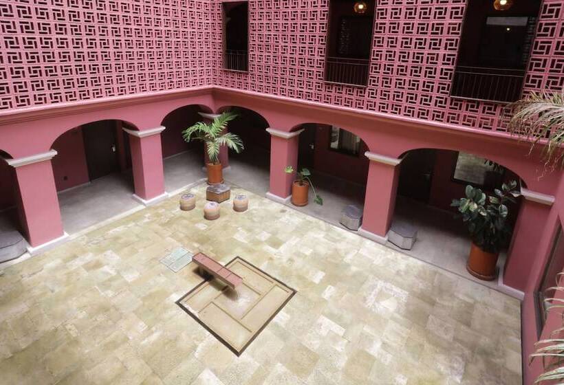 فندق City Centro By Marriott Oaxaca