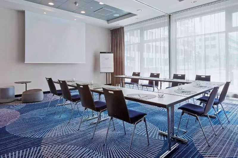 ホテル Courtyard By Marriott Oberpfaffenhofen Munich South