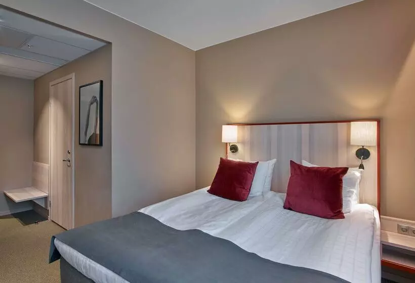 ホテル Scandic Arlandastad