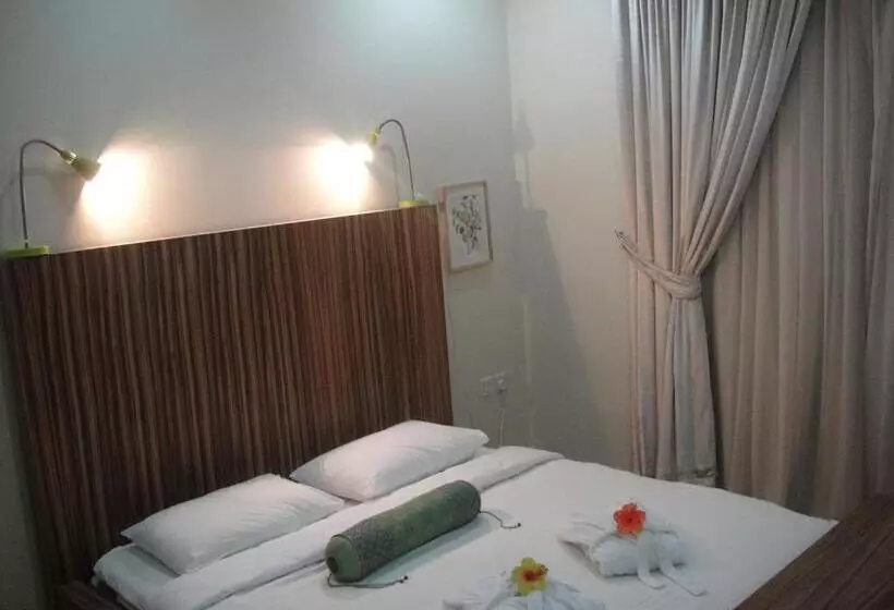 هتل Gulf Continental Suite