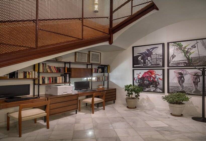 ホテル H10 Madison 4* Sup