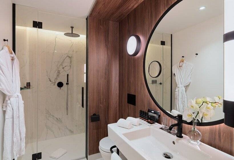 ホテル H10 Madison 4* Sup