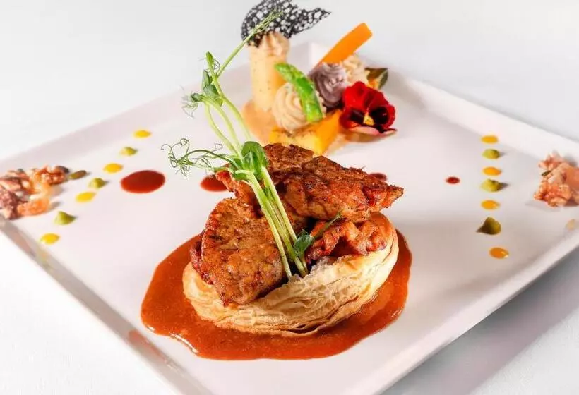 ホテル Hôtel & Spa Château De La Côte   Brantôme