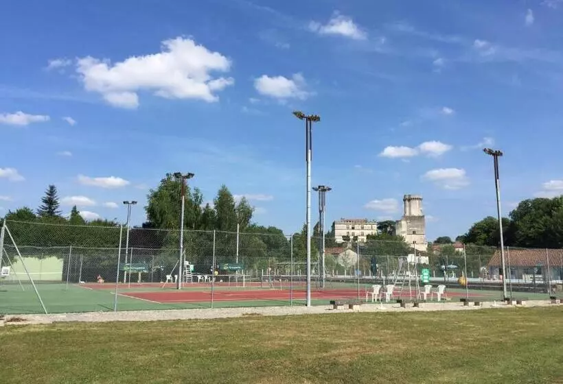 ホテル Hôtel & Spa Château De La Côte   Brantôme
