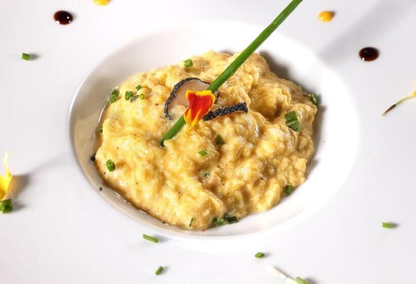 ホテル Hôtel & Spa Château De La Côte   Brantôme