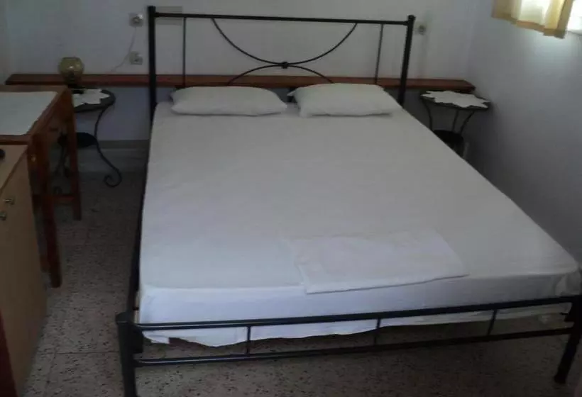 Katerina Apartments