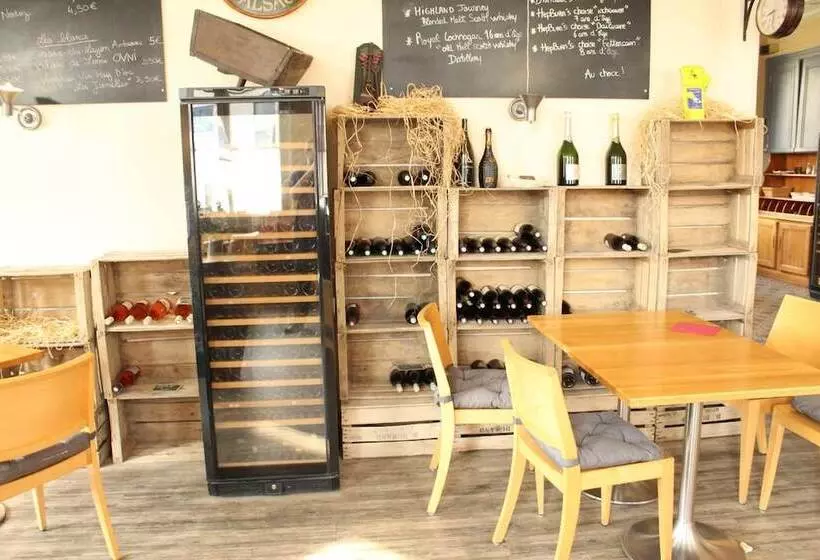 Hotelli Logis Le Grand