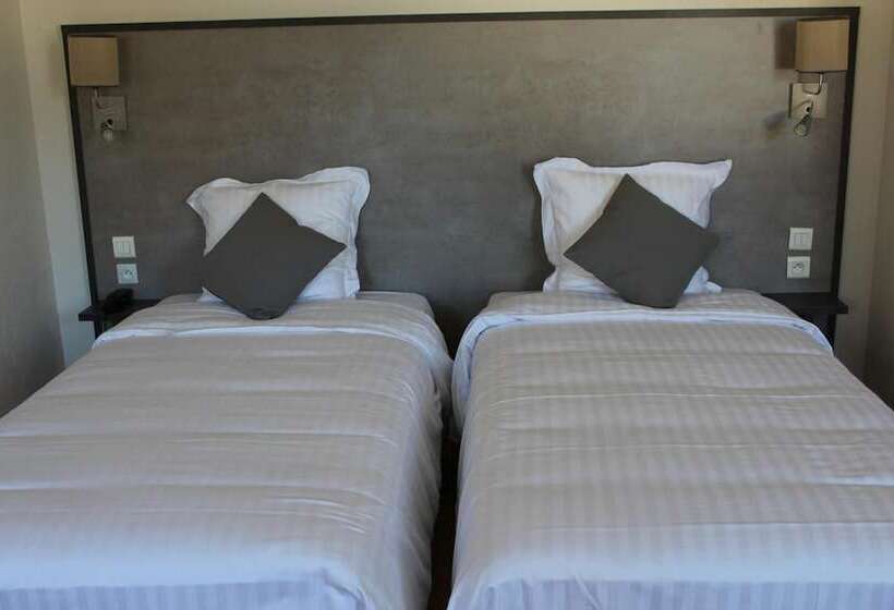 ホテル Logis Le Grand