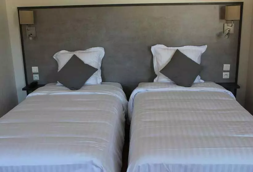 Hotelli Logis Le Grand