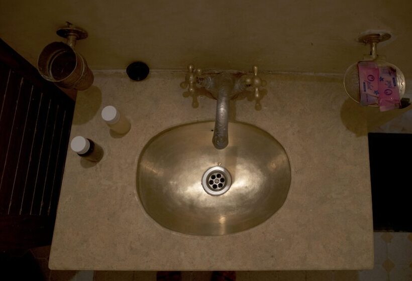 هتل Riad Jenan Adam