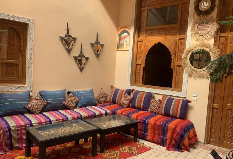 هتل Riad Jenan Adam