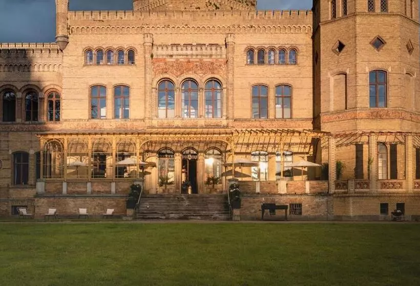 Hotelli Schloss Neetzow