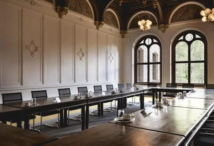 Hotelli Schloss Neetzow