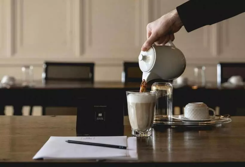 Hotelli Schloss Neetzow