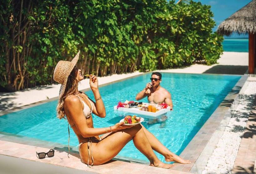 هتل Sun Siyam Vilu Reef 24 Hour All Inclusive With Free Transfers