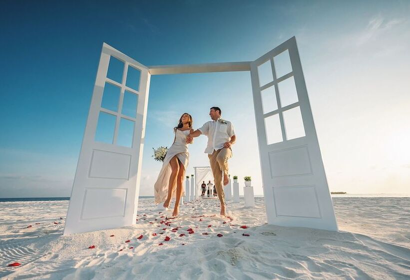 هتل Sun Siyam Vilu Reef 24 Hour All Inclusive With Free Transfers