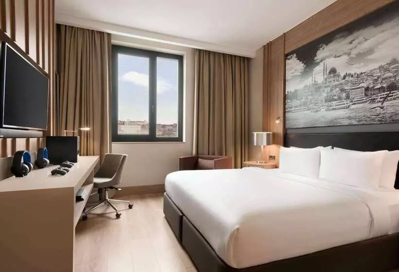 ホテル Tryp By Wyndham Istanbul Basın Ekspres