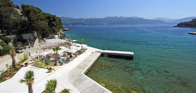 Kalamota Beach House