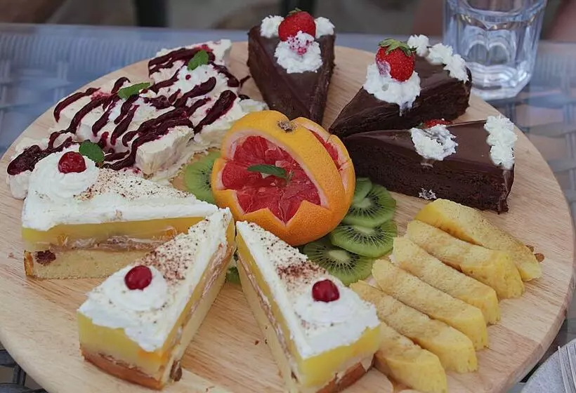 Kalamota Beach House