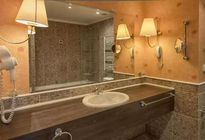 Royal Beach Apartments