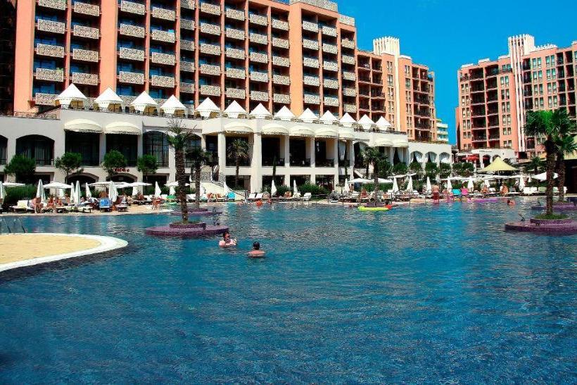 Royal Beach Apartments