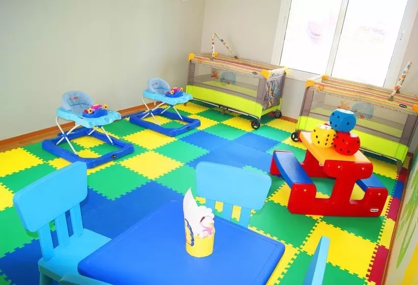 Hotelli Grand Aston Cayo Las Brujas Beach Resort & Spa