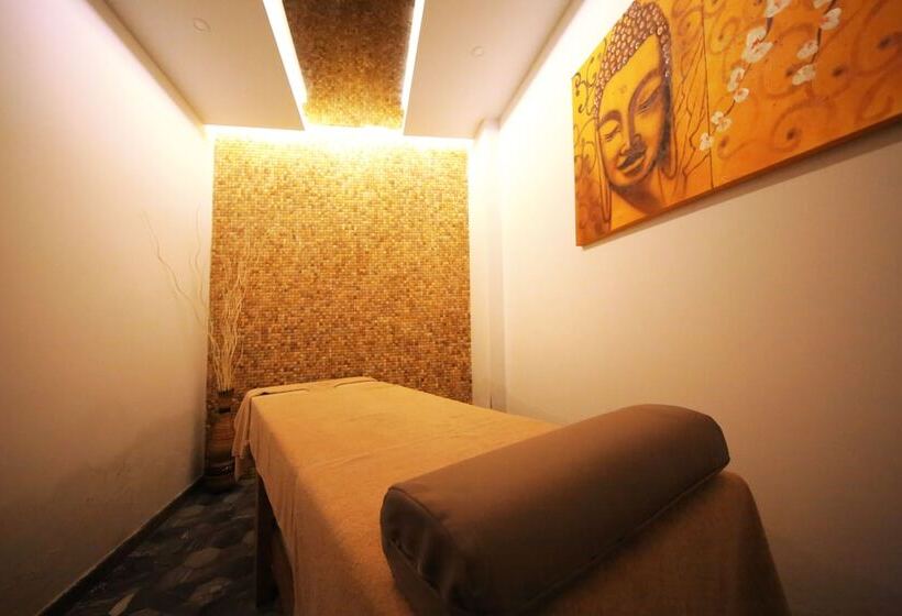 Sey Beach Hotel &spa