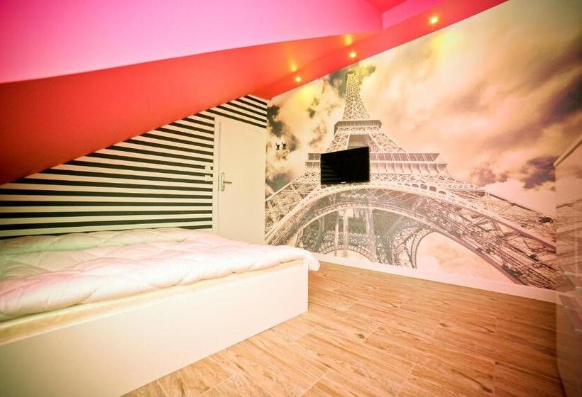 World Hostel   Old Town