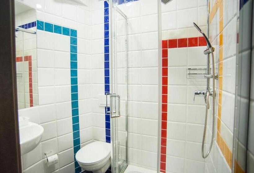 World Hostel   Old Town