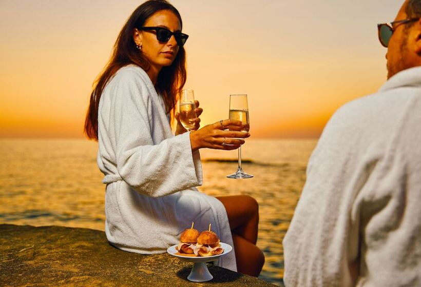 호텔 Approdo Resort Thalasso Spa