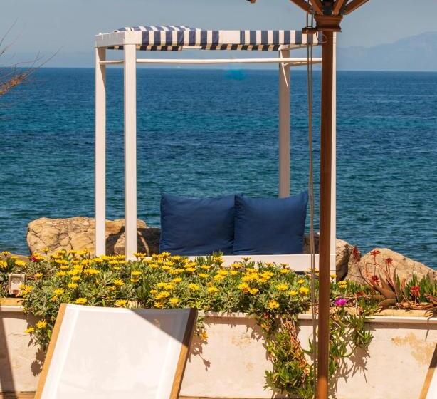 호텔 Approdo Resort Thalasso Spa