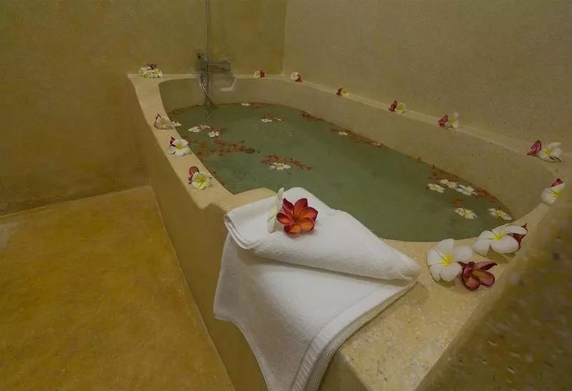 هتل Asarita Angkor Resort & Spa