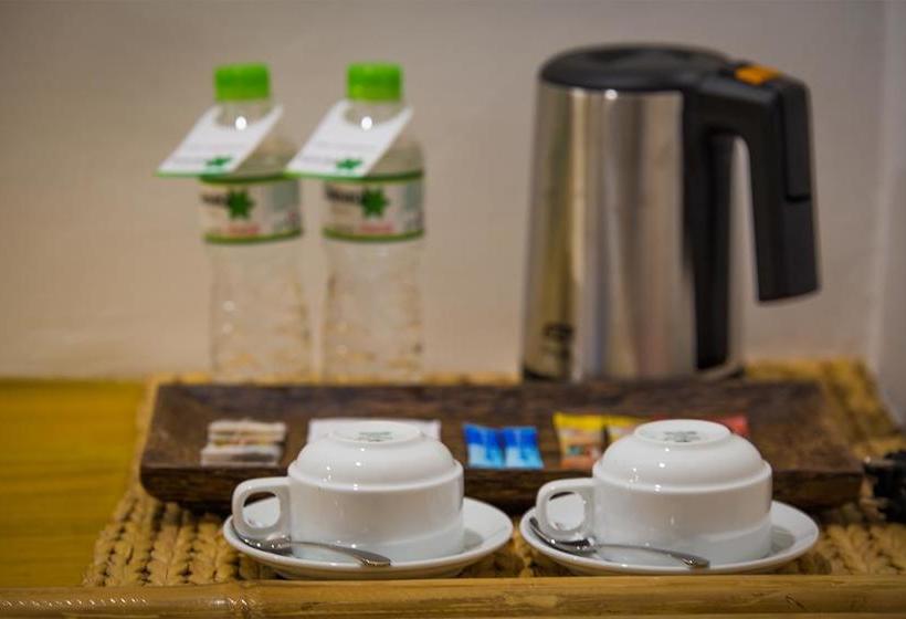 ホテル Asarita Angkor Resort & Spa