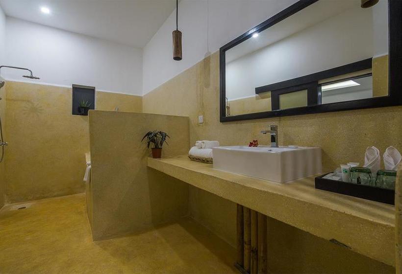 ホテル Asarita Angkor Resort & Spa