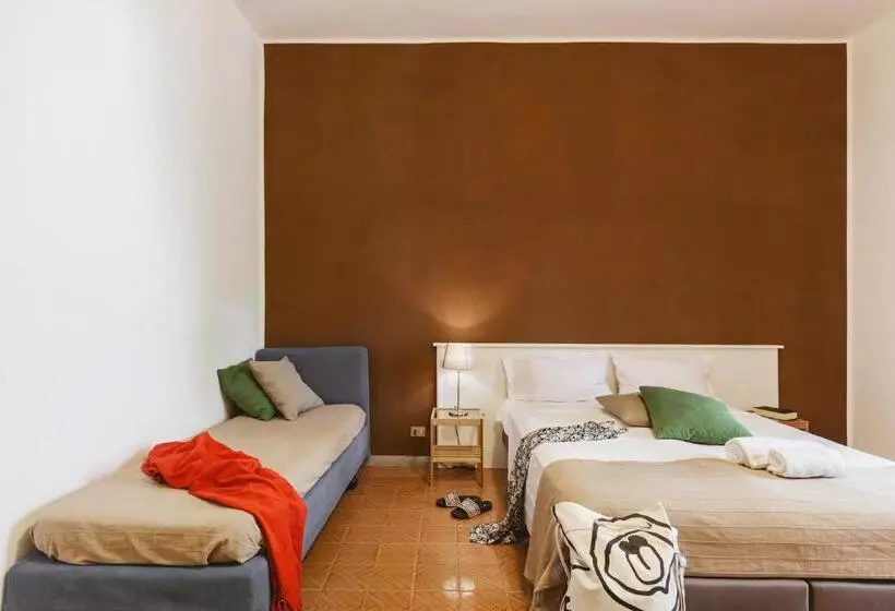 هتل B&b Viale Dei Pini