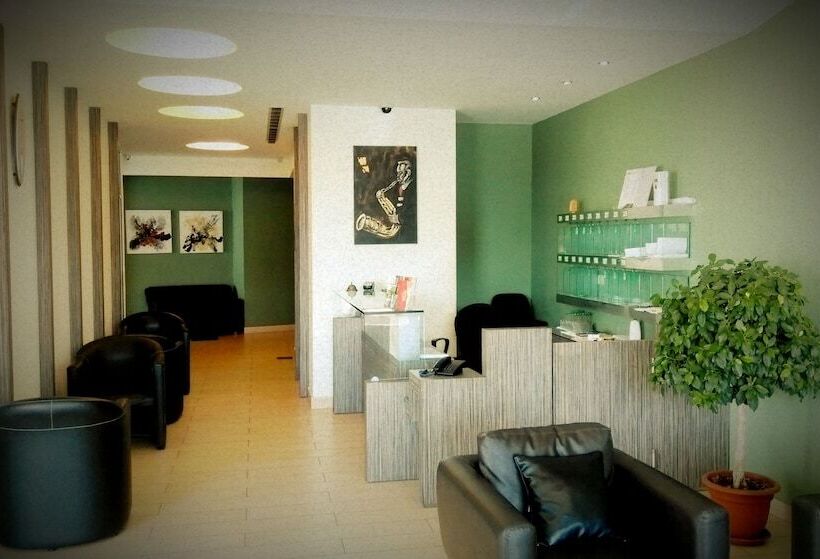 هتل Byblos Guest House