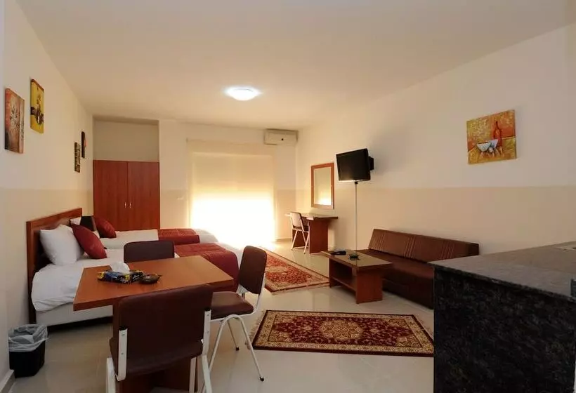 هتل Byblos Guest House