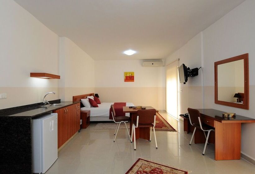 هتل Byblos Guest House