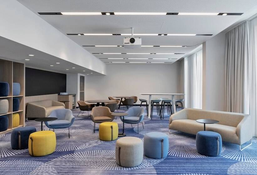 Отель Courtyard By Marriott Munich Garching