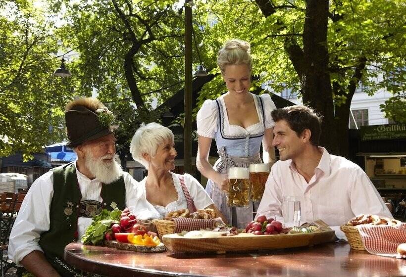 Отель Courtyard By Marriott Munich Garching