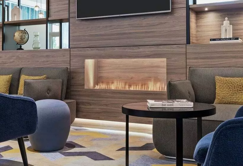 هتل Courtyard By Marriott Munich Garching