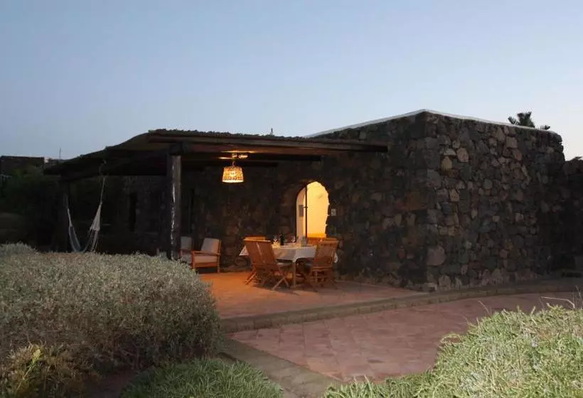 ホテル Dammusi I Jardina